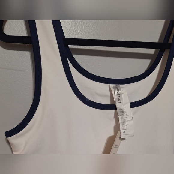 XL Nwt Fabletics Dress W/ Built In Shorts - Picture 4 of 5